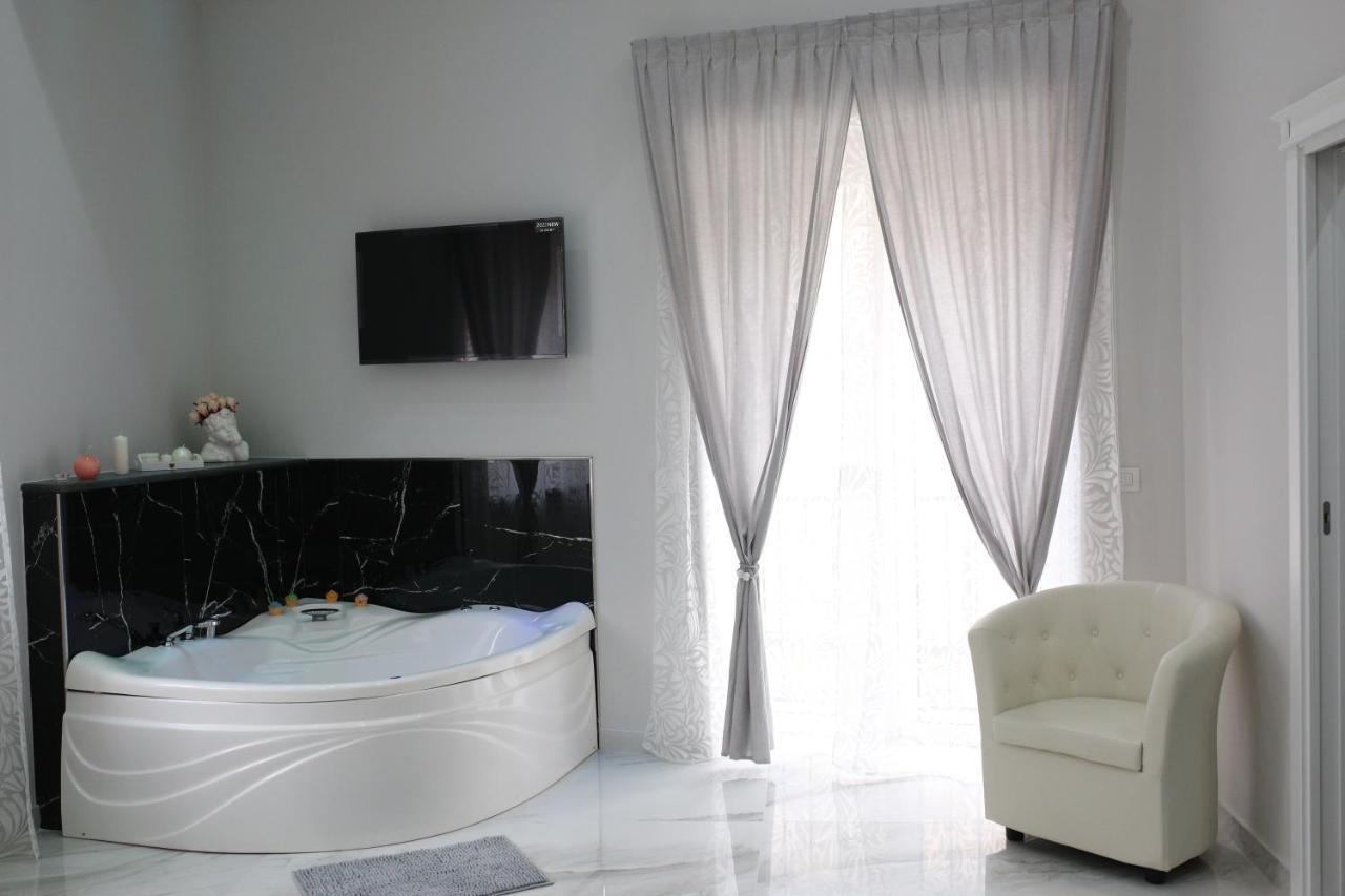Opera Home Napoli Εξωτερικό φωτογραφία