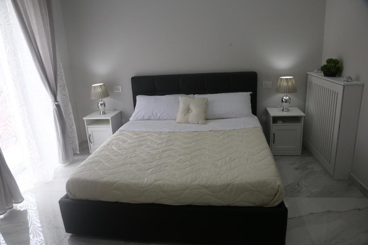 Opera Home Napoli Εξωτερικό φωτογραφία