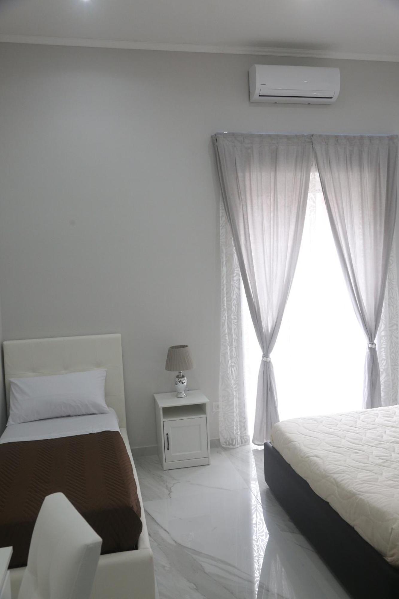 Opera Home Napoli Εξωτερικό φωτογραφία